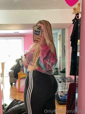 Lxves OnlyFans Leaked Free Thumbnail Picture - #UYmLWC1yh8