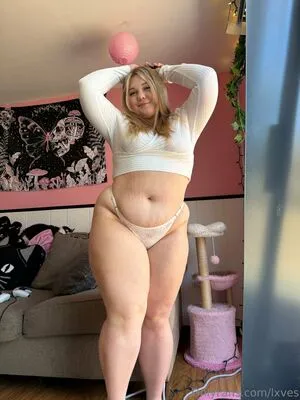 Lxves OnlyFans Leaked Free Thumbnail Picture - #s17jIJDUxH