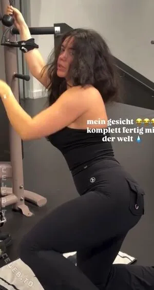 Lya Aylin OnlyFans Leaked Free Thumbnail Picture - #4MsmHgJSZw