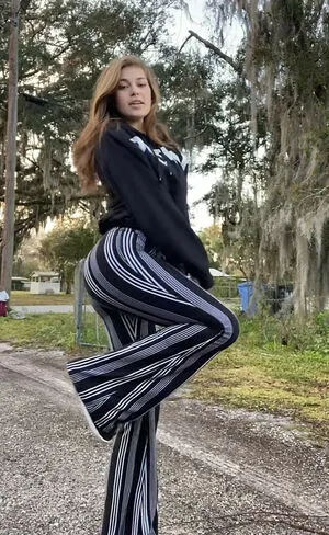 Lydia Davis OnlyFans Leaked Free Thumbnail Picture - #EUz2FOumif