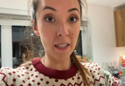 Lydia Hewitt Lee OnlyFans Leaked Free Thumbnail Picture - #fhuRyzA3b7