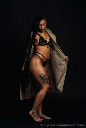 Lyfewithrosey OnlyFans Leaked Free Thumbnail Picture - #i0G2GTLUJJ