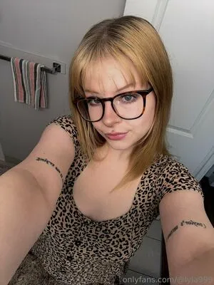 Lyla999 OnlyFans Leaked Free Thumbnail Picture - #dCT00CheVX