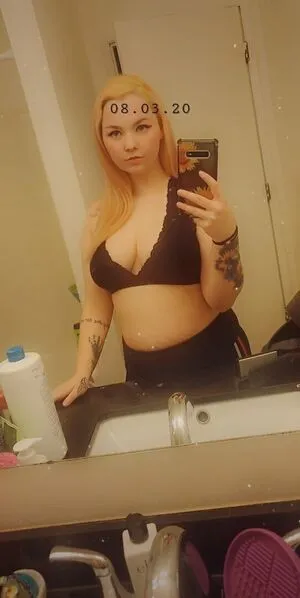 Lylacuteasducks OnlyFans Leaked Free Thumbnail Picture - #R84Ym3Hl2M