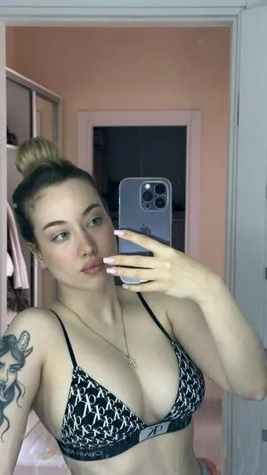 Lyna Bxx OnlyFans Leaked Free Thumbnail Picture - #MQSllem5QD