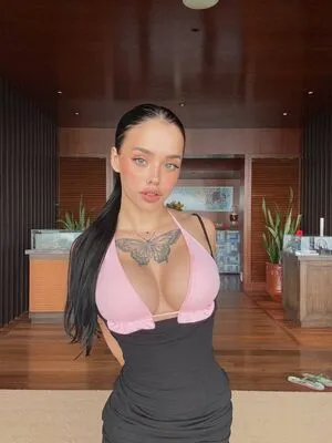 Lyna Com OnlyFans Leaked Free Thumbnail Picture - #A1vX694UT9
