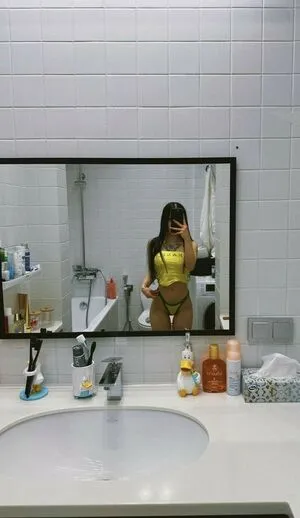 Lyna Com OnlyFans Leaked Free Thumbnail Picture - #T7VJYJb6a9