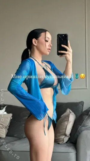 Lyna Com2000 OnlyFans Leaked Free Thumbnail Picture - #EgBunaHq0k