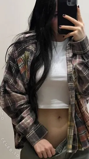 Lyna Com2000 OnlyFans Leaked Free Thumbnail Picture - #laAwOkJJBT