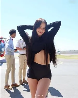 Lyna Com2000 OnlyFans Leaked Free Thumbnail Picture - #tZAwaBUupA