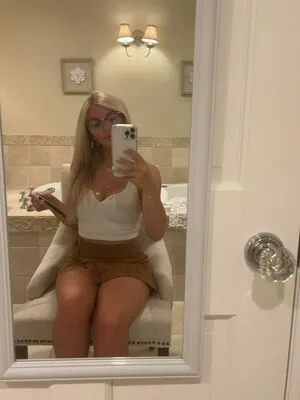 Lyndalessandro OnlyFans Leaked Free Thumbnail Picture - #L0dlHL5UiA