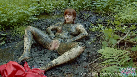 Lyndralynnfree OnlyFans Leaked Free Thumbnail Picture - #8laA5l1c74