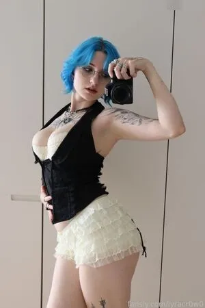 Lyracr0w0 OnlyFans Leaked Free Thumbnail Picture - #3UwpF7l7Lf