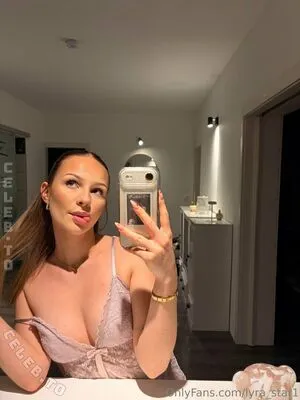 Lyrafoxx OnlyFans Leaked Free Thumbnail Picture - #b9Q8JfTpCm