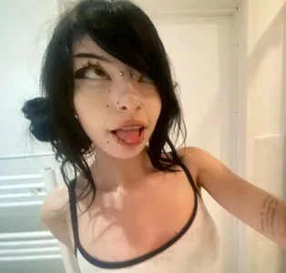 Lyraleafs OnlyFans Leaked Free Thumbnail Picture - #L937NPB88f