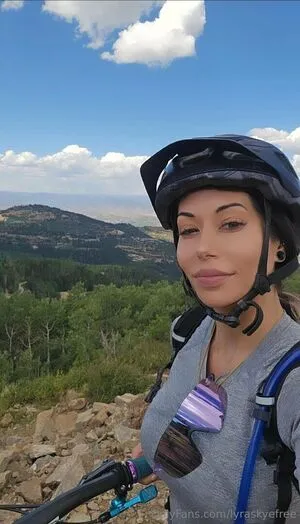 Lyraskyefree OnlyFans Leaked Free Thumbnail Picture - #fixu8XQg85