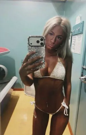 Lyren Strate OnlyFans Leaked Free Thumbnail Picture - #G84Wdp03Cr