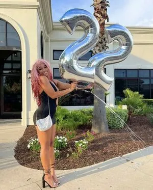 Lyric Swann OnlyFans Leaked Free Thumbnail Picture - #NNKNQxjwxz