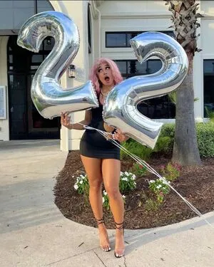 Lyric Swann OnlyFans Leaked Free Thumbnail Picture - #vNS4j7dx3b