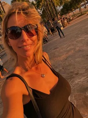 Lyssa Chapman OnlyFans Leaked Free Thumbnail Picture - #ZhONPJxeLo