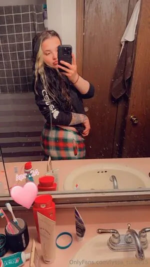Lyssa Turtle15 OnlyFans Leaked Free Thumbnail Picture - #9SepuxGtde