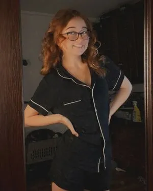 Lyssaurora OnlyFans Leaked Free Thumbnail Picture - #32UYV6ekDH