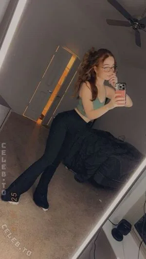 Lyssaurora OnlyFans Leaked Free Thumbnail Picture - #5Y3zxYP5qy