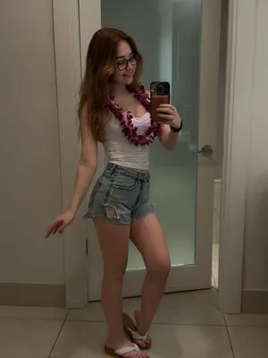 Lyssaurora OnlyFans Leaked Free Thumbnail Picture - #AgE5NAXTyx