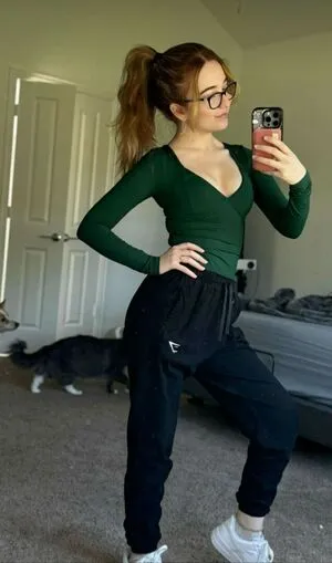 Lyssaurora OnlyFans Leaked Free Thumbnail Picture - #IqimF4rz3D