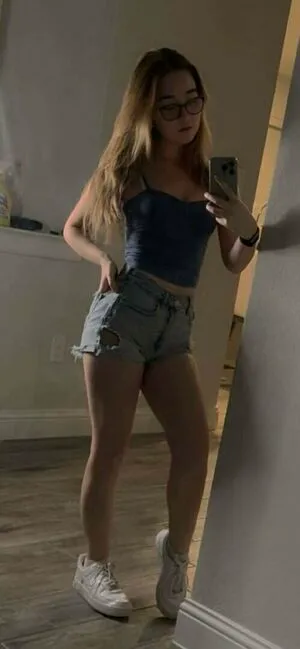 Lyssaurora OnlyFans Leaked Free Thumbnail Picture - #PopMN8uR6U