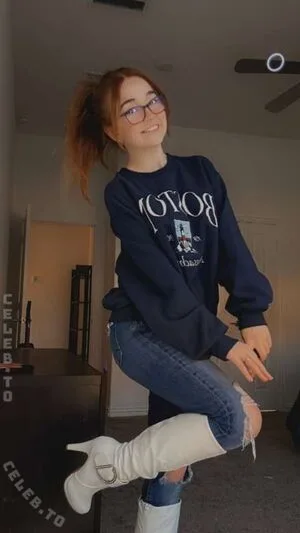Lyssaurora OnlyFans Leaked Free Thumbnail Picture - #UxDeYi5e0t