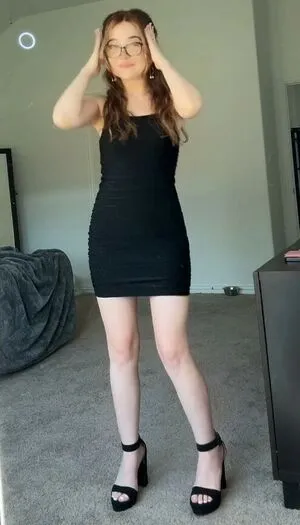 Lyssaurora OnlyFans Leaked Free Thumbnail Picture - #Z7eSrl44OT