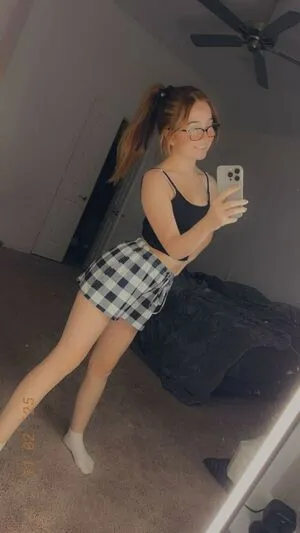 Lyssaurora OnlyFans Leaked Free Thumbnail Picture - #cDzchSA472