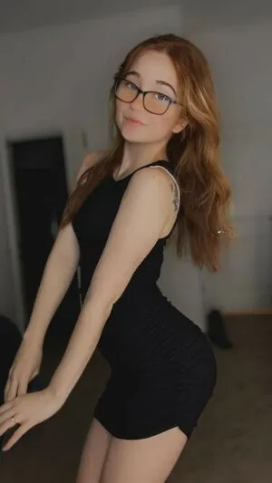 Lyssaurora OnlyFans Leaked Free Thumbnail Picture - #zo2NVD4li1