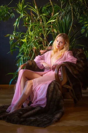 lyubovvomne OnlyFans Leaked Free Thumbnail Picture - #28D9xzEFUr