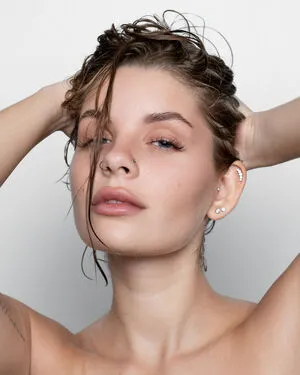 lyubovvomne OnlyFans Leaked Free Thumbnail Picture - #7rK3U7ye7L