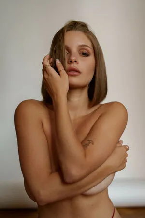 lyubovvomne OnlyFans Leaked Free Thumbnail Picture - #CS49e1yCfB