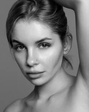 lyubovvomne OnlyFans Leaked Free Thumbnail Picture - #DQxIWET8hH