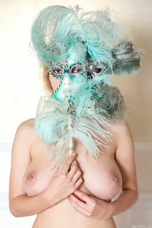 lyubovvomne OnlyFans Leaked Free Thumbnail Picture - #JZ9PGfK2Ug