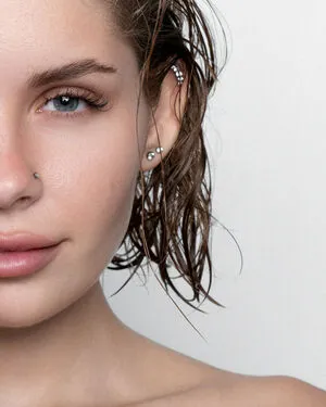 lyubovvomne OnlyFans Leaked Free Thumbnail Picture - #RFOfs7rw8p