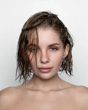 lyubovvomne OnlyFans Leaked Free Thumbnail Picture - #W0MyTkClq2