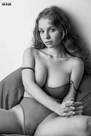 lyubovvomne OnlyFans Leaked Free Thumbnail Picture - #YISQbJKZTI