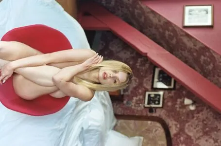 lyubovvomne OnlyFans Leaked Free Thumbnail Picture - #lREvYSxSUf