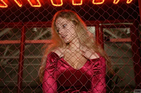 lyubovvomne OnlyFans Leaked Free Thumbnail Picture - #lbjbMTg6H0