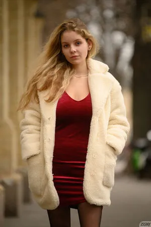 lyubovvomne OnlyFans Leaked Free Thumbnail Picture - #oIxJTpT5i0