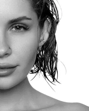 lyubovvomne OnlyFans Leaked Free Thumbnail Picture - #p49WRPUIRg