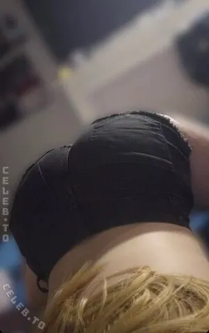 Lz Mrcd OnlyFans Leaked Free Thumbnail Picture - #Dy69xIxtae