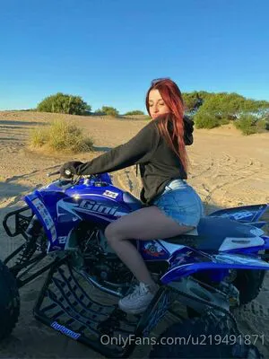 Lzzie Xx OnlyFans Leaked Free Thumbnail Picture - #SHiFQwscn3