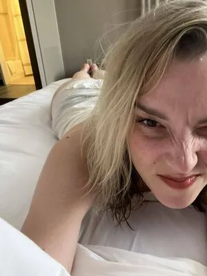 Lzzy Hale OnlyFans Leaked Free Thumbnail Picture - #4CiyI0n8rf