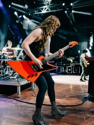 Lzzy Hale OnlyFans Leaked Free Thumbnail Picture - #O47iLEttvb